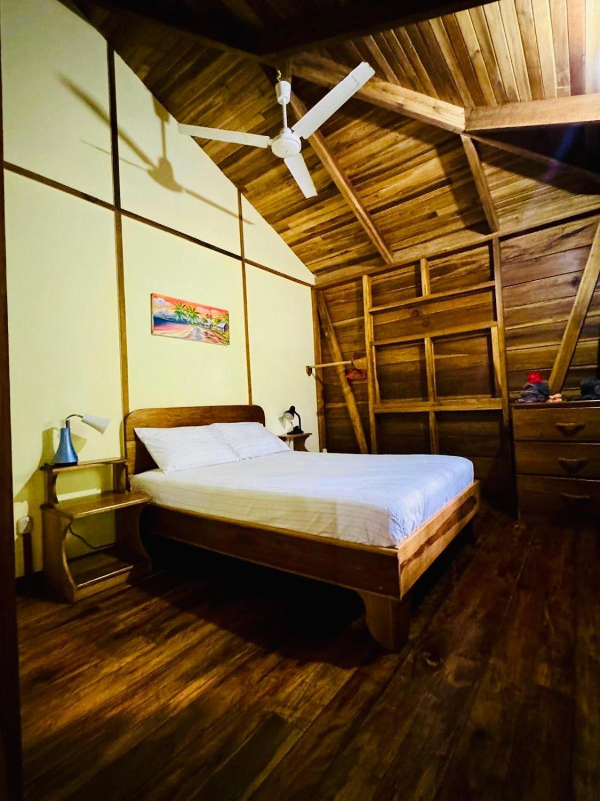 El Jardin De Playa Negra Villa Puerto Viejo de Talamanca Luaran gambar